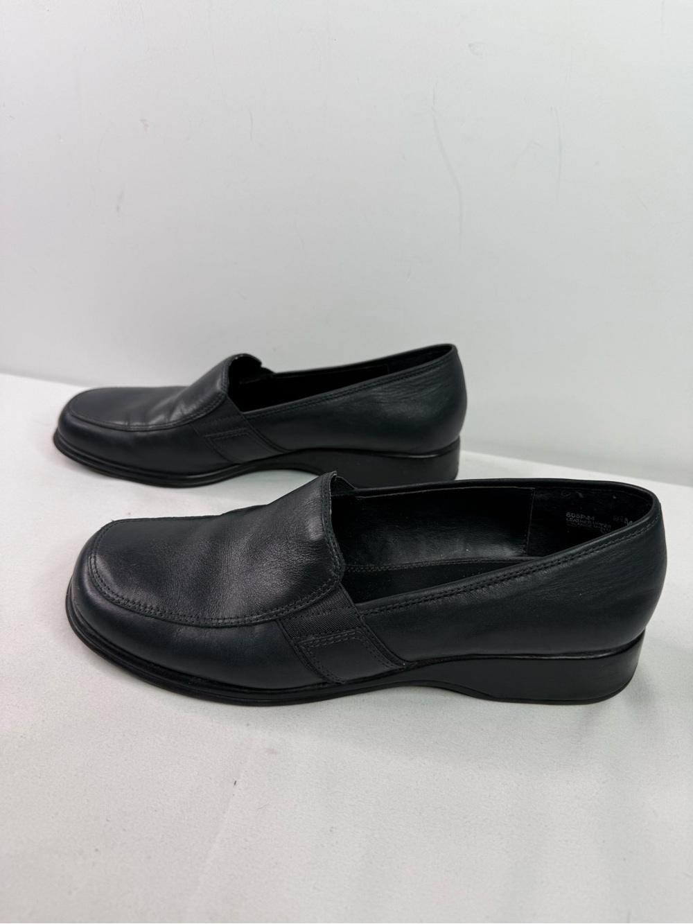 Naturalizer Soul CarryOn Slip On Casual Shoe Dark Blue Leather Size 9.5